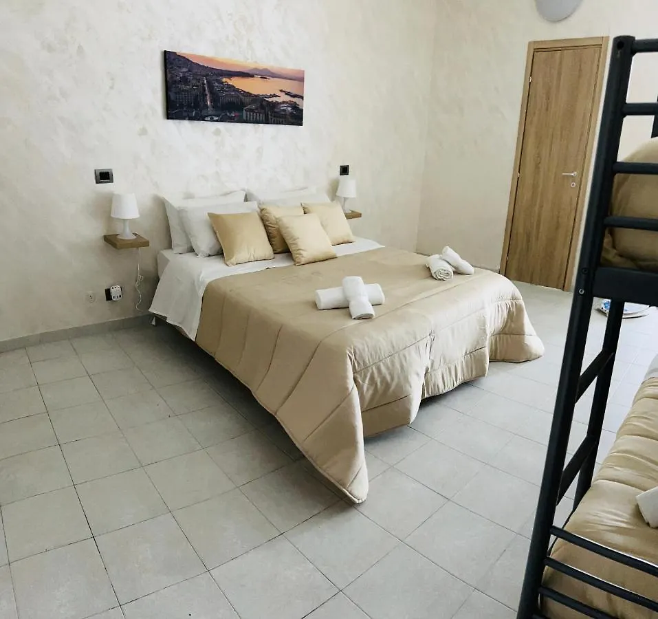 Home Crystal Naples